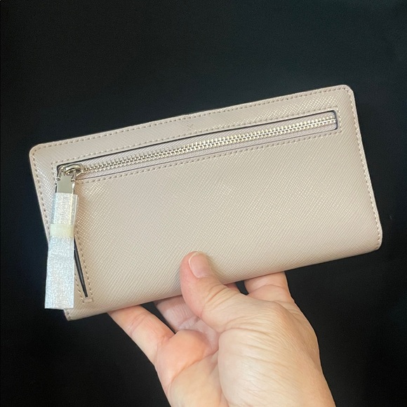 $169 MSRP NWT kate spade Two-Tone Continental Wallet - Black & Light Beige - Picture 5 of 13
